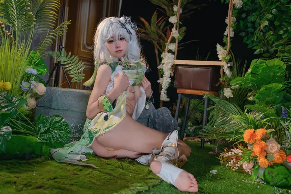 万年萝莉纳西妲 - 咬一口兔娘